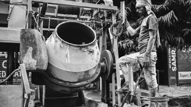 Najlepsza betoniarka do budowy domu – Jak dokonać właściwego wyboru?